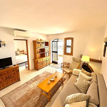 Stunning View With Garden & Pool In San Juan De Capistrano